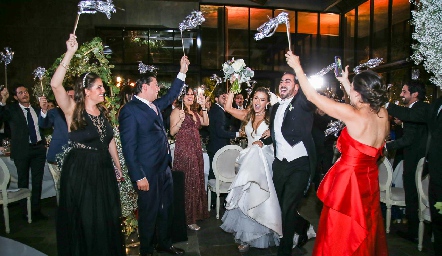  La entrada de los novios.