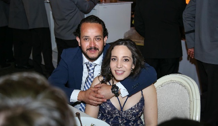  Alejandro Sánchez y Sofía Torres.