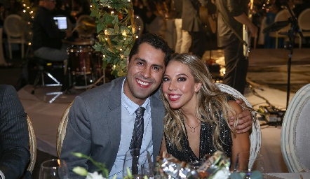  Roberto Zarur y Fernanda Guevara.