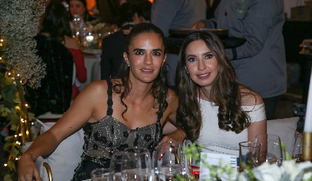  Mariana Vivanco y Ana Martha Hernández.