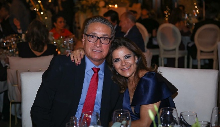  Salvador de la Maza y Patricia Silos.