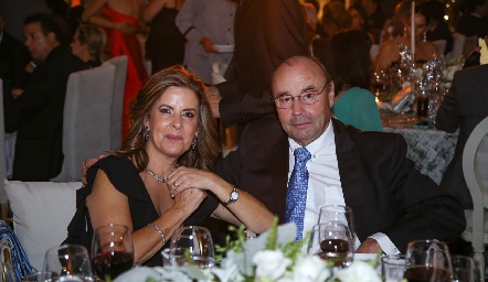  Martha Elena Muñiz y Fernando López.