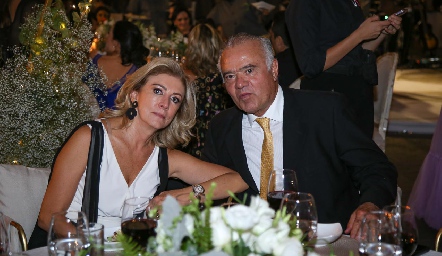  Ana Meade y Manolo Lorca.