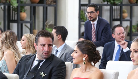  Acompañando a María José y Gerardo.