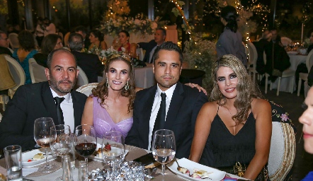  Hugo Humara, Karla Huber, Ricardo Cordero y Mariana Berrones.