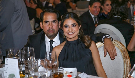  Rafael Araiza y Samira Romo.