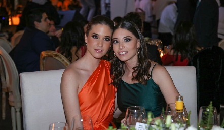  Lucía y Sofía Hernández.