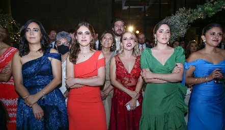  Atentas al vals.