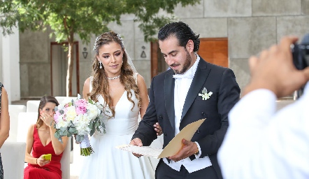  María José Hernández y Gerardo Chevaile ya son marido y mujer.