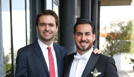  Ricardo Espinosa y Gerardo Chevaile.