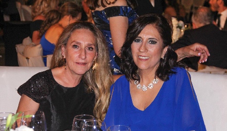  Olivia Martínez y Lucía Torres.