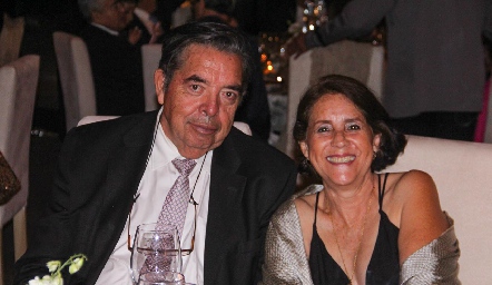  Fernando Ávila y Mariana Sánchez.