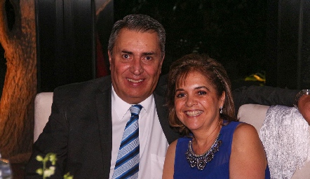  Ricardo y Conchita Espinosa.