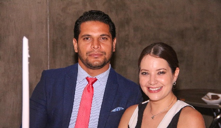  Alberto Beltrán y Sandy Fonserrada.