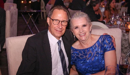  Manuel Rodríguez y Lilia Anaya.