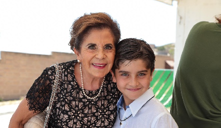  Gulle Anaya con su nieto Pablo de los Santos.