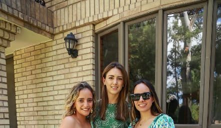  Isabella Torres, Cata Abud y Andrea Rodríguez.