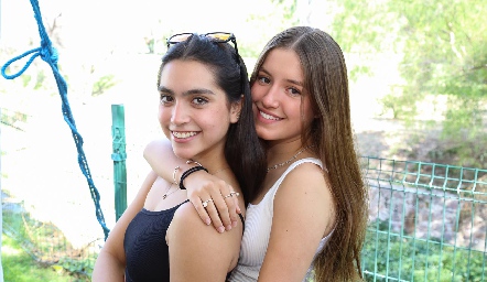  Valentina Eternod y Anna Astrid Delgado.