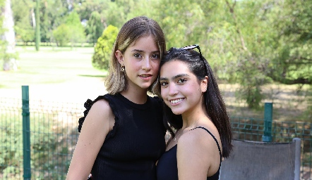  Camila Ocejo y Valentina Eternod.