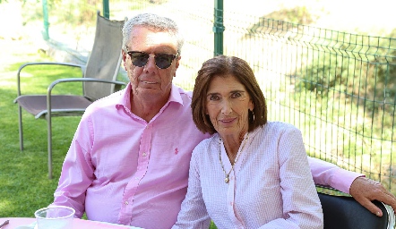  Patricio y Maggie Jourdain.