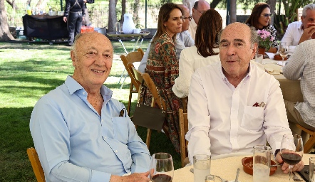  Francisco Artolózaga Noriega y Luis Nava Calvillo.