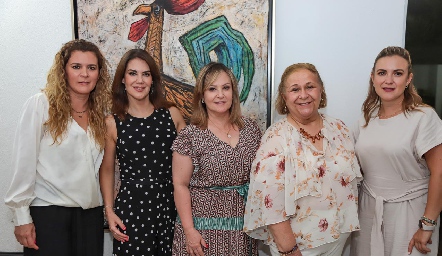  Paola Vázquez, Edith e Ingrid Pérez, Gerry de Loperena y Sandra Pérez.