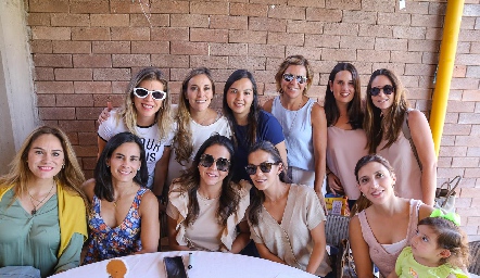  Las mamás.