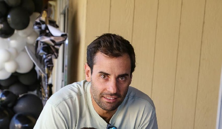  Fernando López, Begoña Del Valle y Begoña López.