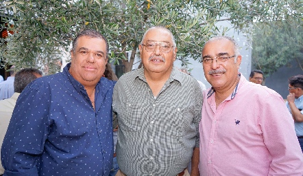  Carlos Esparza, Miguel Morales y Daniel Batres.