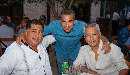  Chepe Torres, Manuel Molina  y Alfonso Delgado.