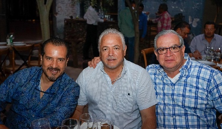  Carlos de la Rosa, Javier Villegas y Boris Ruiz.
