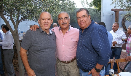  Sergio Medina, Daniel Batres y Carlos Esparza.
