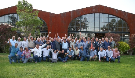  Ex alumnos del Potosino generación 84.
