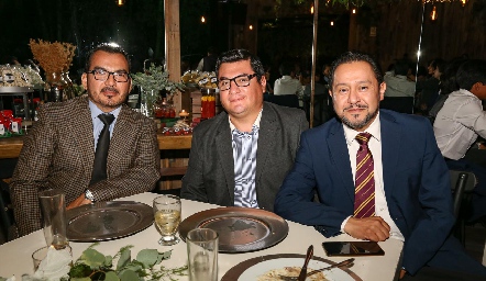  Zahid Rangel, Miguel Galvan y Guillermo Velazquez.