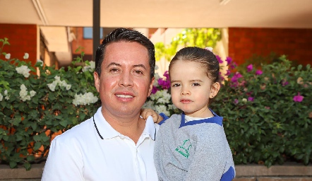 Francisco y Regina Flores.