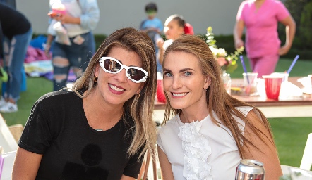  Karla Hubr y Sofia Mizquiz.