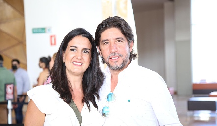  Sandra y Mario Mercado .