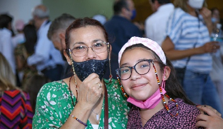  Rosi Rueda y Audrey Schuller.