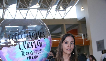  Ana Elena Meade y Elena Villegas.