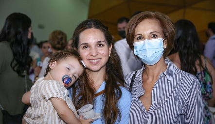  Macarena, María y Asunción .