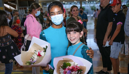  Mariana y María.