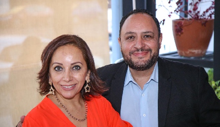  Marcela Ibarra y Luis Alberto Gonzalez .