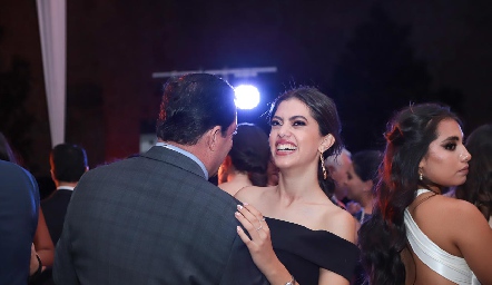  Mari Tere Cid, Jimena Orduña y Sergio Orduña.