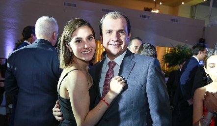  Camila y Ricardo Garza Sigler.
