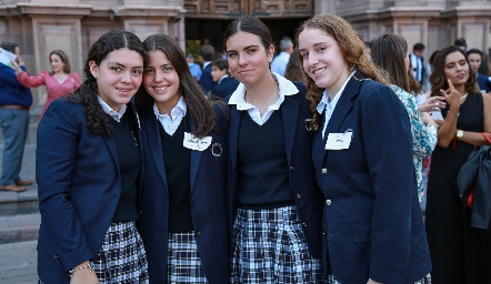  Daniela Abella, María José, Daniela Galán y Sofía Torre.