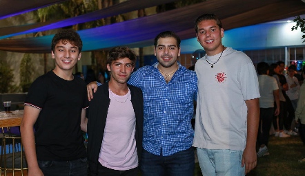  Los primos Torres: Arturo Payán, Daniel Carreras, Juan Pablo y Moy Payán.