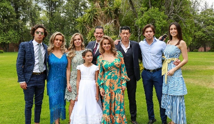  Oscar Ruiz, Mónica y Marcela Torres, Alexia y Sergio Zapata, Monse Torres, Gabriel Zárate, Oscar Ruiz y Ximena Nieto.