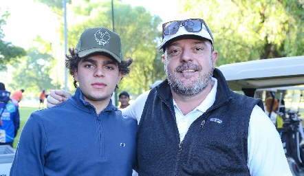  César Morales y Héctor Morales.