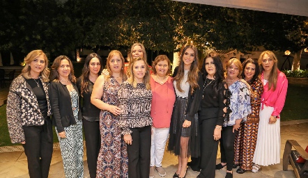  Gaby Godínez, Laura Monjarás, Lorena Orozco, Sofía Carrillo, Gaby Lozano, Bety Lavín, Aurora García, Paulina Rodríguez, Ana Fonte, Dolores Pro, Mercedes Morales y Claudia Hermosillo.