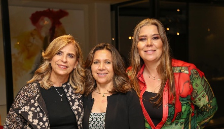  Gaby Godínez, Laura Montarás y Gaby Lozano.